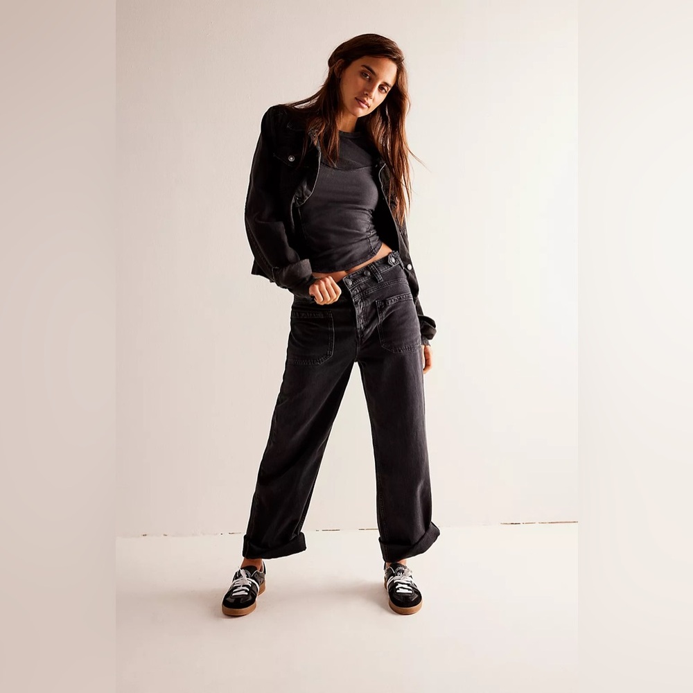 Free People Palmer Cuffed Jeans in Outerspace as 32 NWT Current Style